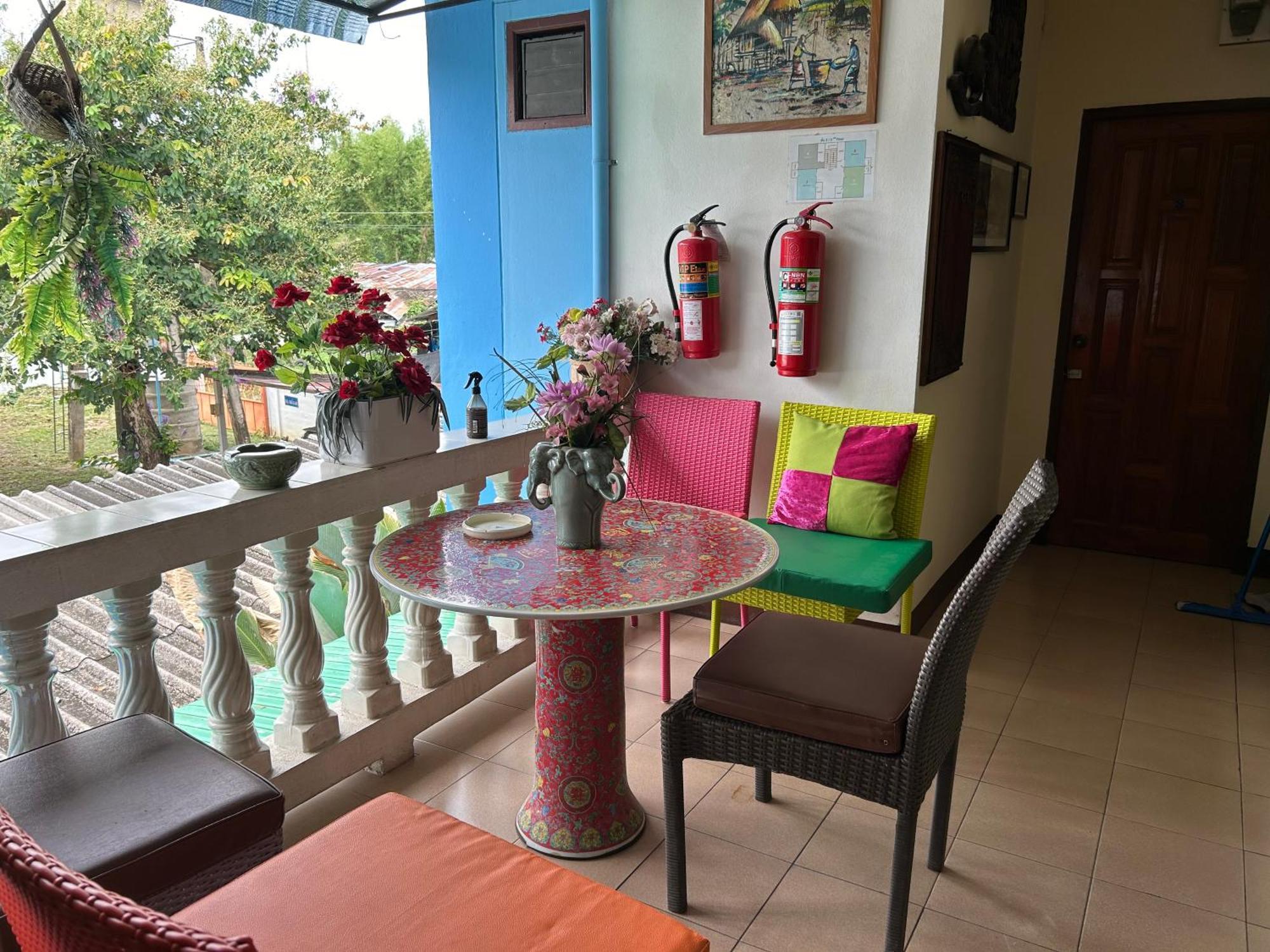 Saithong House Hostel Chiang Mai Exterior photo