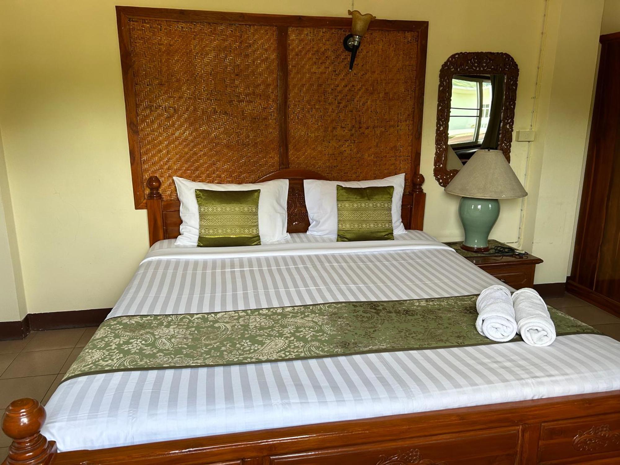 Saithong House Hostel Chiang Mai Exterior photo